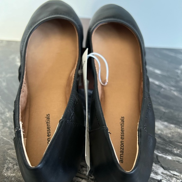 Amazon Essentials Belice Ballet Flats - Picture 10 of 12